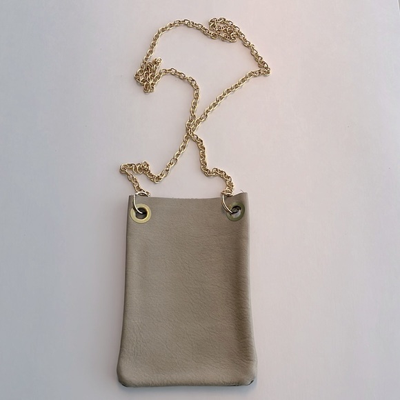 NEW Leather cell phone crossbody/pouch - Picture 3 of 11